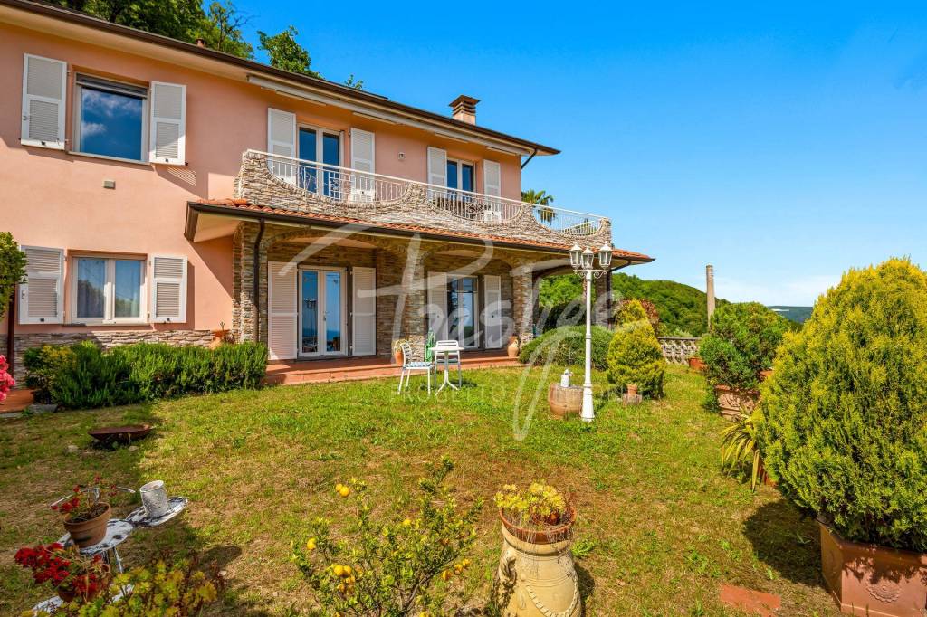 La Spezia Isola villa con piscina e vista panoramica