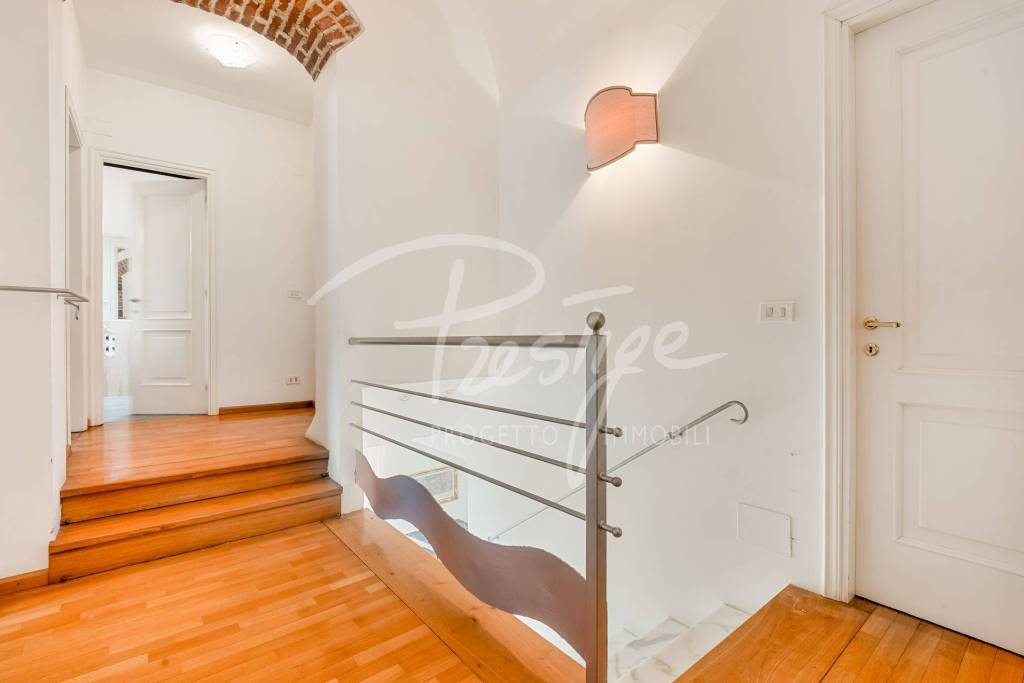 Portovenere dimora del ‘900 con vista mare e box auto