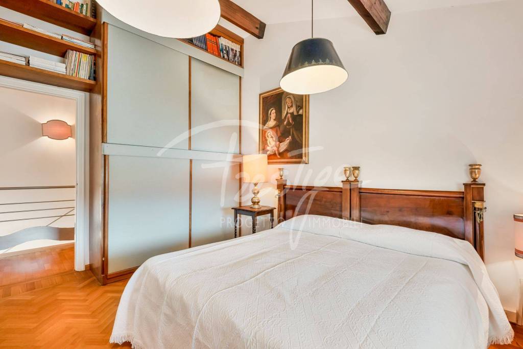 Portovenere dimora del ‘900 con vista mare e box auto