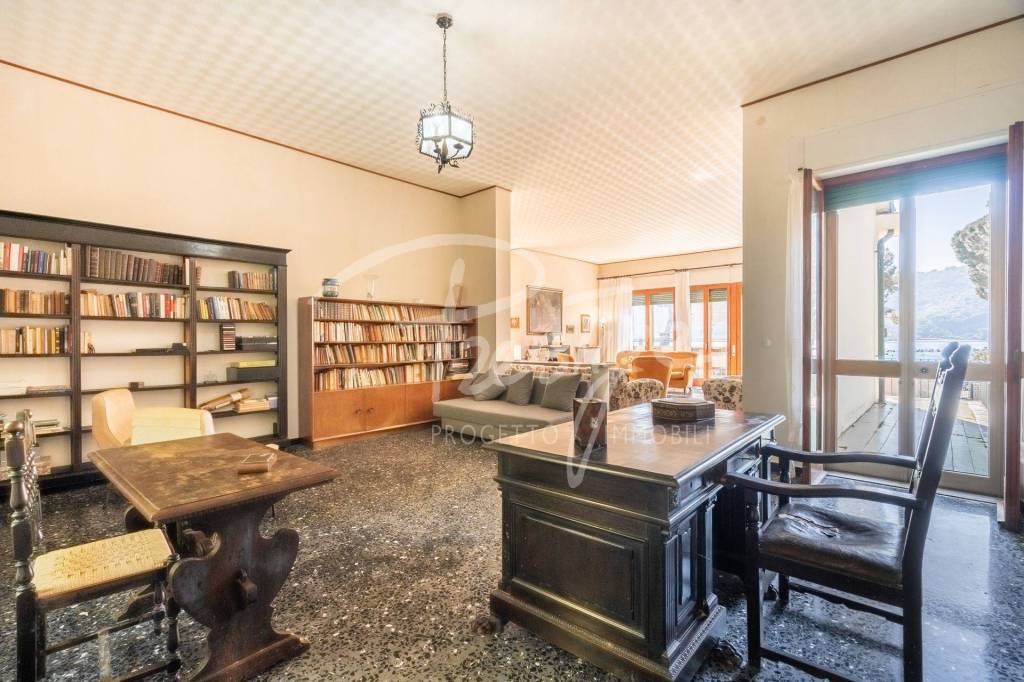 Portovenere villa bifamiliare immersa nel verde