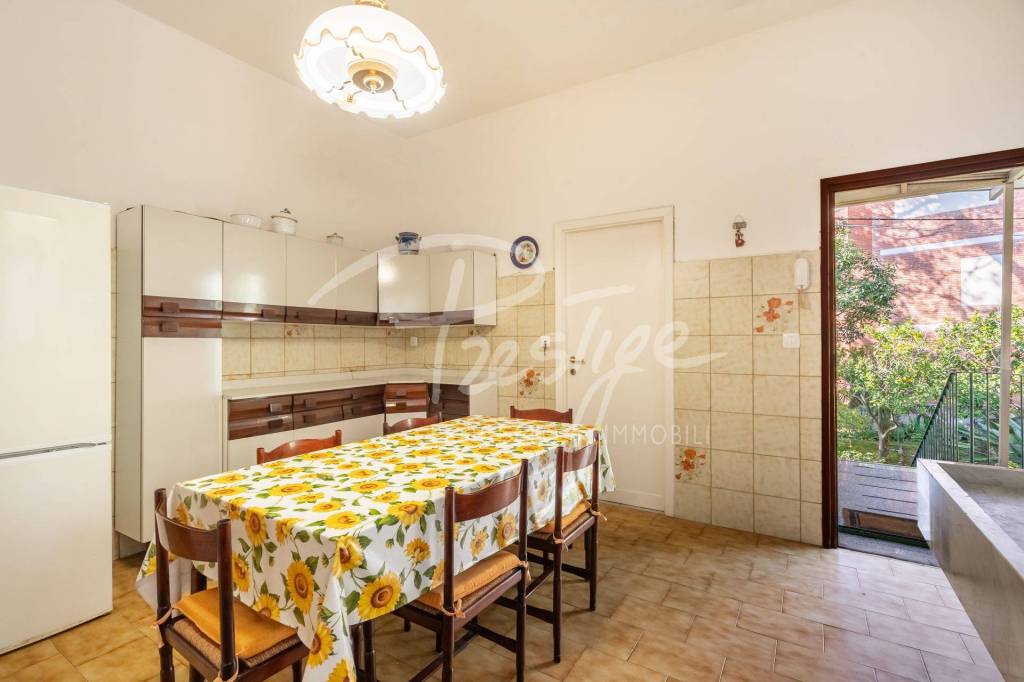 Portovenere villa bifamiliare immersa nel verde