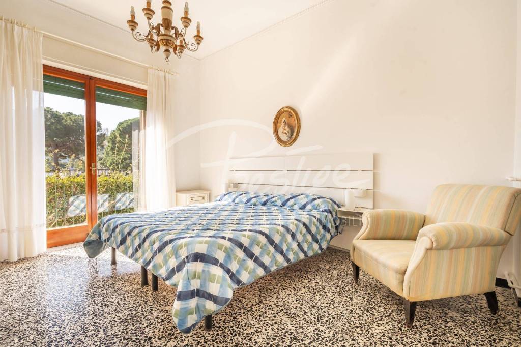 Portovenere villa bifamiliare immersa nel verde