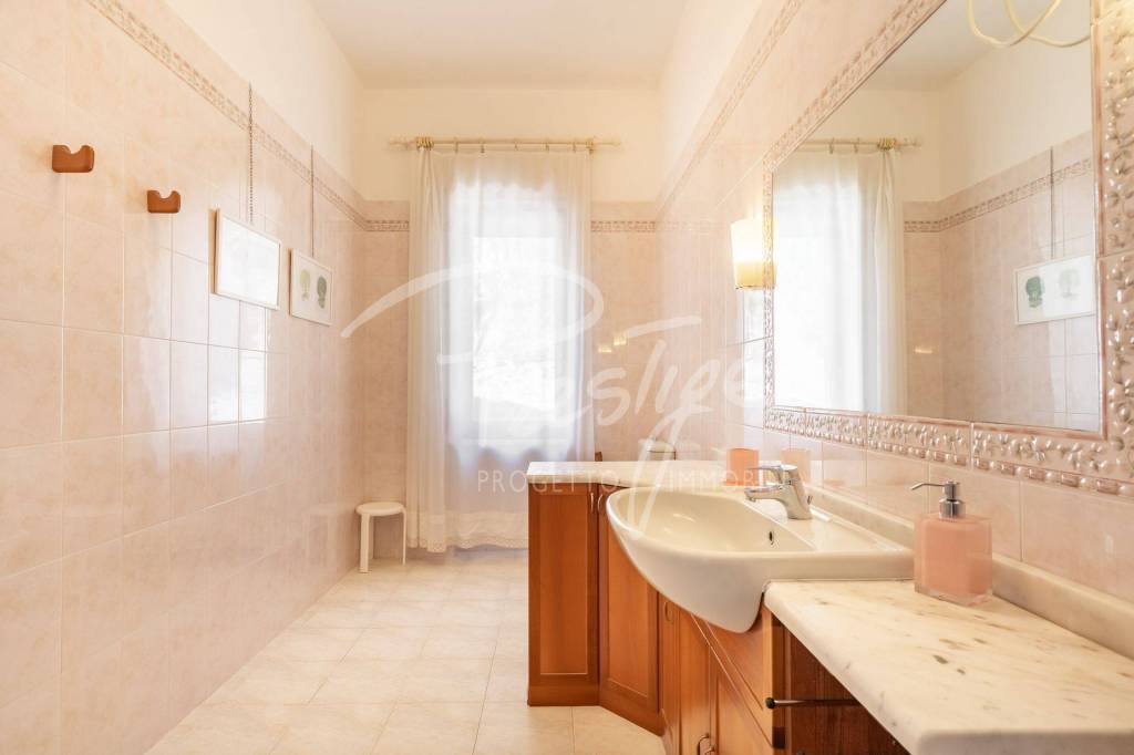 Portovenere villa bifamiliare immersa nel verde