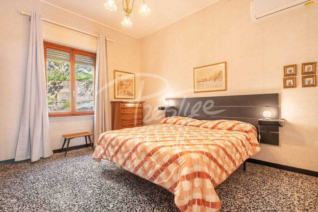 Portovenere villa bifamiliare immersa nel verde