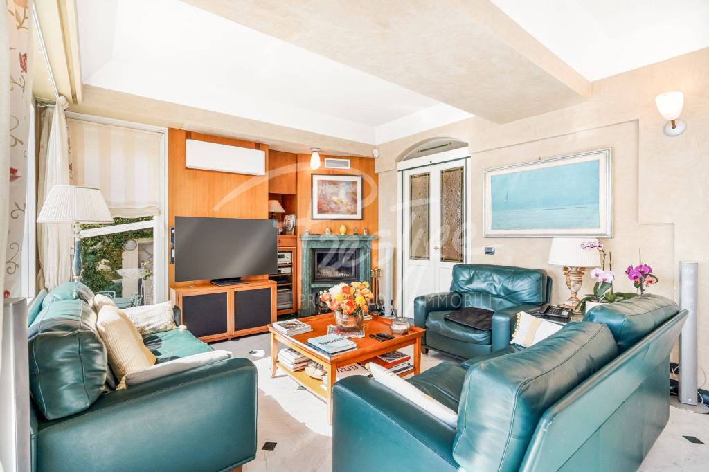 La Spezia Colli porzione di bifamiliare con vista sul golfo