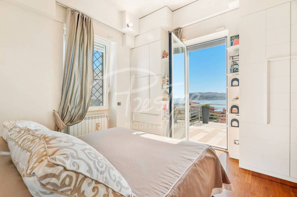 La Spezia Colli porzione di bifamiliare con vista sul golfo