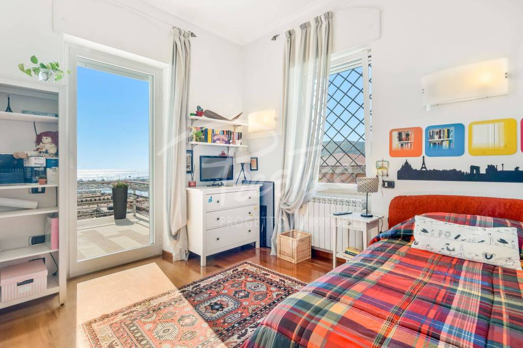 La Spezia Colli porzione di bifamiliare con vista sul golfo