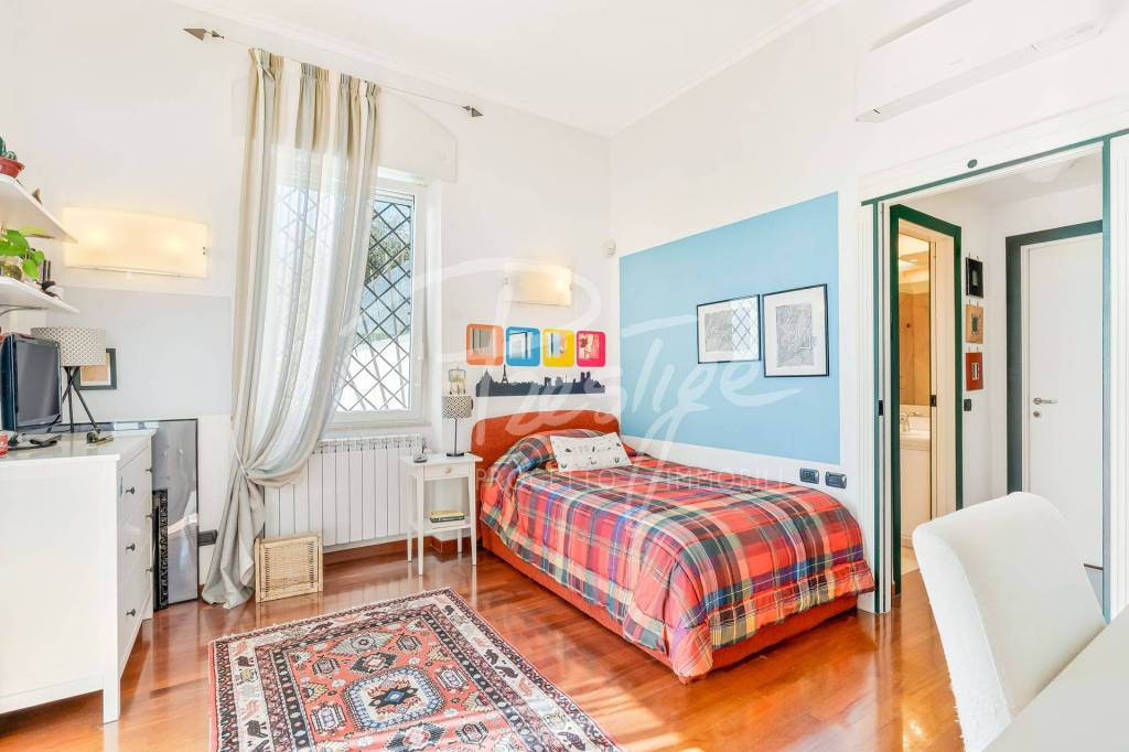 La Spezia Colli porzione di bifamiliare con vista sul golfo