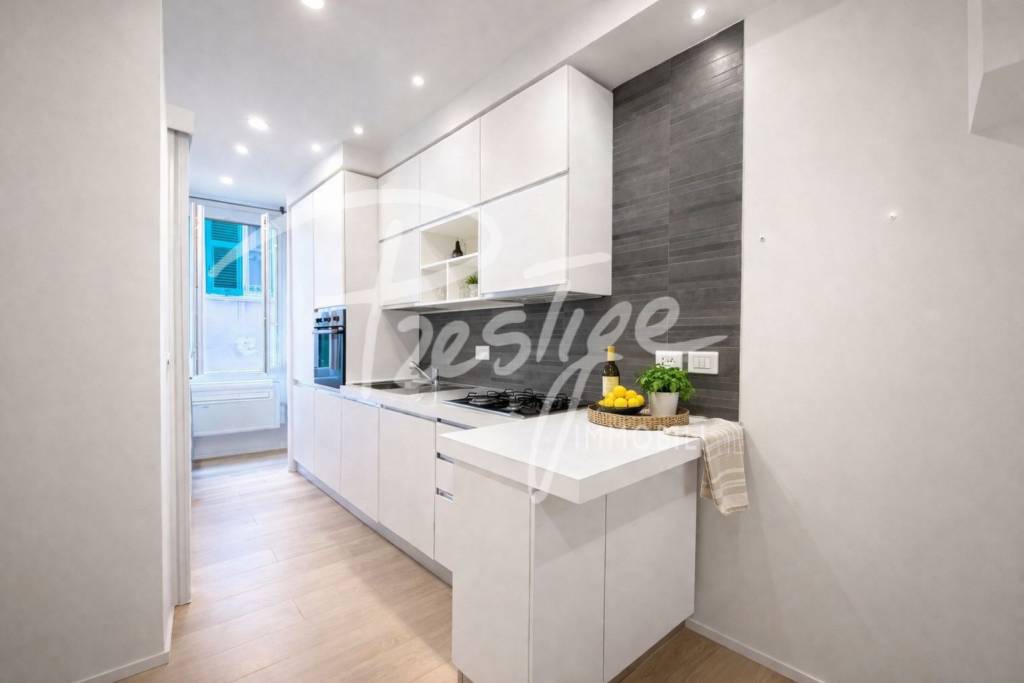 Portovenere via Capellini bilocale vista mare ristrutturato