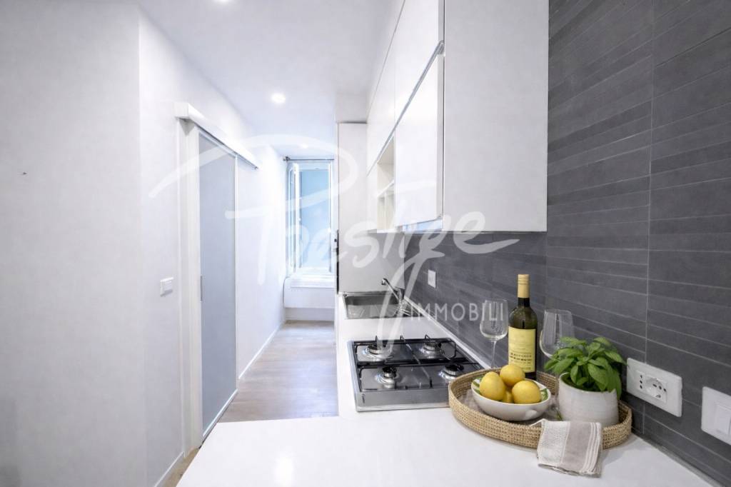 Portovenere via Capellini bilocale vista mare ristrutturato