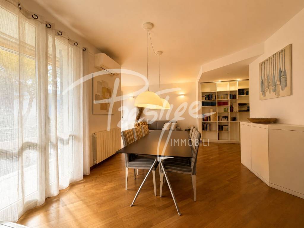 La Spezia Porto Lotti ampio appartamento