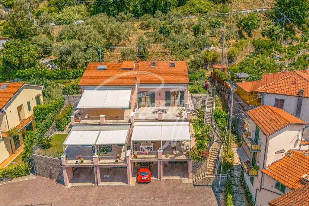 La Spezia Carozzo appartamento in villetta vista mare