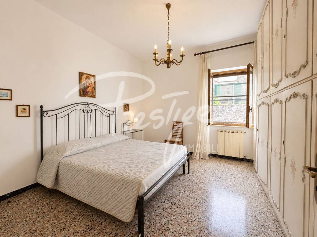 Portovenere Via delle Ville quadrilocale con balcone